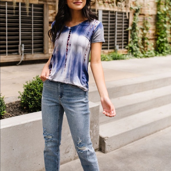 Bamboo Blues Tie Dye Top - Picture 8 of 12